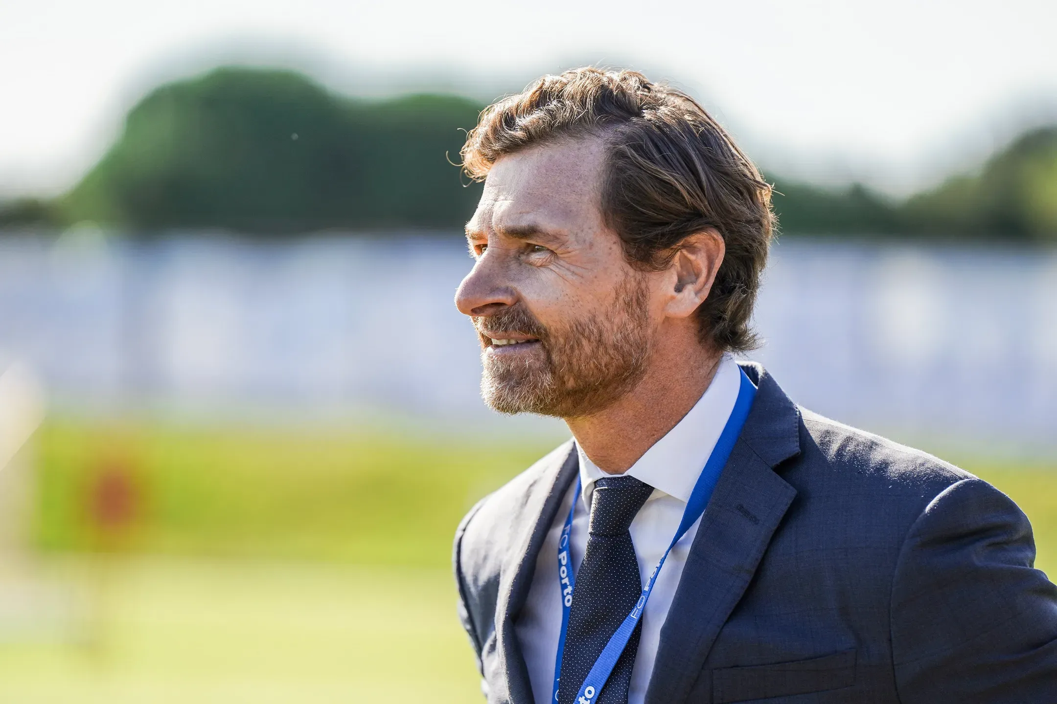 Villas-Boas corrosivo com os rivais